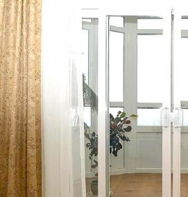 Пластиковая балконная дверь - модель 1