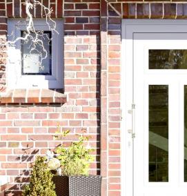 Пластиковая входная дверь в дом - тип 3