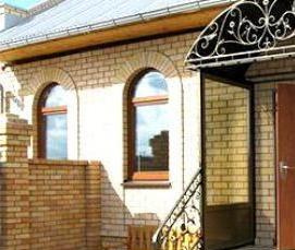 Пластиковая входная группа в частный дом - модель 1