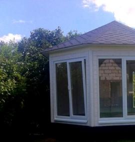 Пластиковые беседки для дачи - модель 1