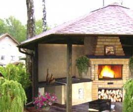 Полуоткрытая беседка с мангалом - вариант 2