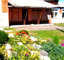 Посадка декоративных кустарников - вариант 4