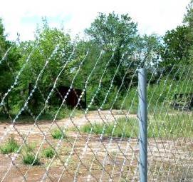 Проволока колючая оцинкованная 2,8х2 мм - модель 2