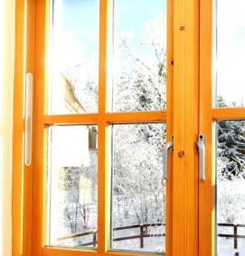 распашные окна деревянные - модель 3