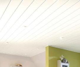 реечный потолок из дерева - тип 2