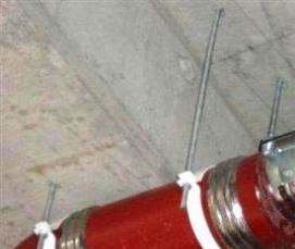 ремонт стыка чугунной канализации - модель 1