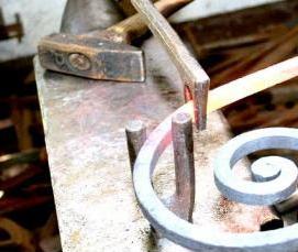 ручная художественная ковка из металла - модель 1