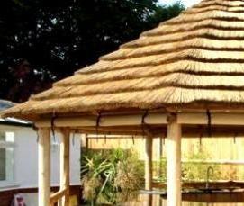 садовая беседка с мангалом - тип 2