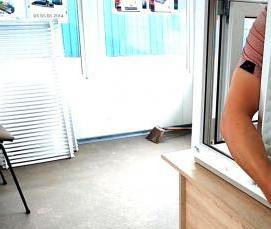 серые жалюзи на окнах - модель 1