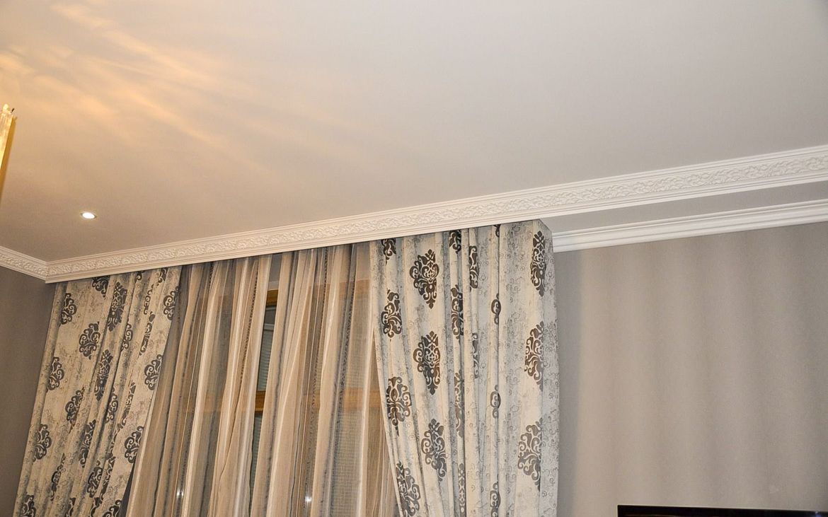шинные карнизы для штор потолочные - модель 4
