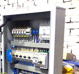 шкаф управления электродвигателем - модель 1