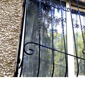 складные решетки на окна - вариант 1