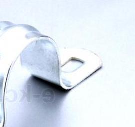 скобы анодированные двухлапковые для крепления кабелей - модель 4