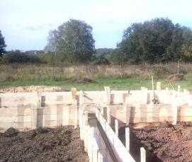 свайно-винтовой ленточный фундамент - вариант 2