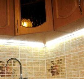 светильник накладной светодиодный под шкаф - модель 1