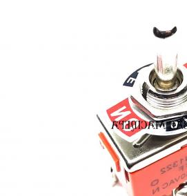 тумблер двухполюсный - тип 4