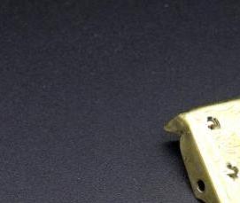 уголок металлический 20х20х2 мм - тип 3