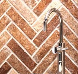 укладка керамогранита на стену в ванной - модель 4