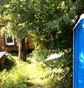 уличные туалетные кабины для дачи - вариант 4