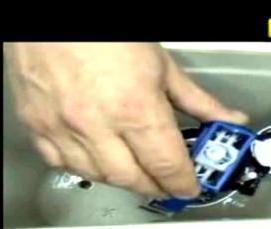 установка бокового сливного бачка унитаза - вариант 1