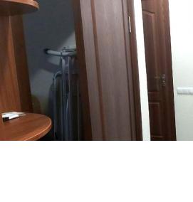 установка двери в туалет - вариант 4