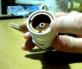 установка клапана в бачок унитаза - тип 1