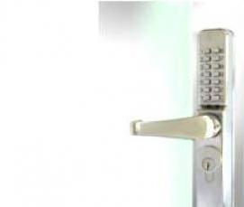 установка магнитного замка на дверь подъезда - модель 3