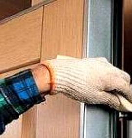 установка металлических дверей - вариант 1