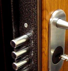 установка многозапорного замка - вариант 1