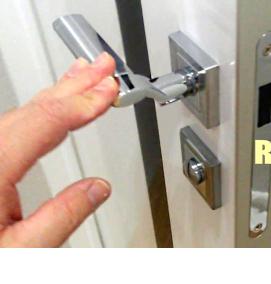 установка наружных дверей - вариант 2