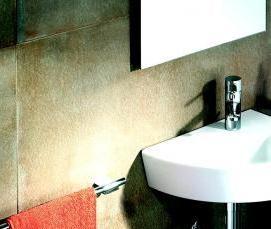 установка навесной раковины в ванной - модель 4