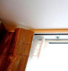 установка пластикового карниза - вариант 3