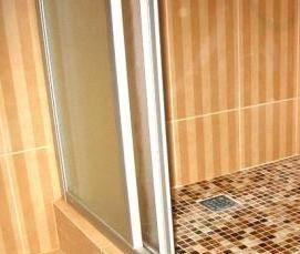 установка поддона в ванной - тип 3