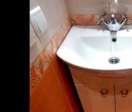 установка подвесной раковины в ванной - тип 2