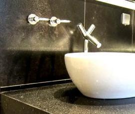 установка раковины из камня - вариант 3