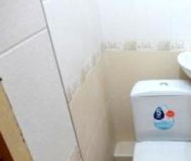 установка раковины в туалете - вариант 3