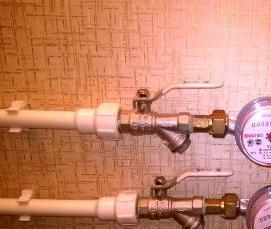 установка счетчика воды в квартире - модель 4