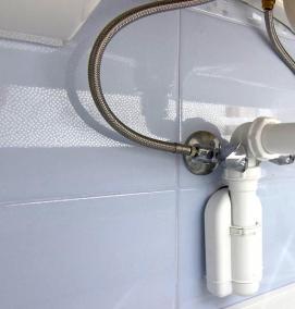 установка сифона на раковину с переливом - вариант 2