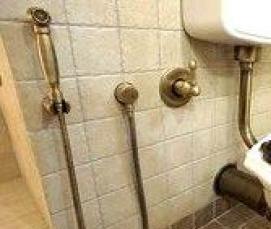 установка смесителя для гигиенического душа - модель 3