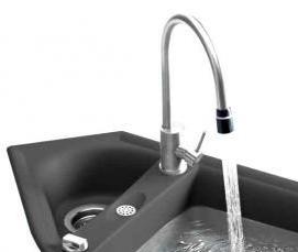 установка смесителя на каменную раковину - тип 4