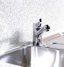 установка смесителя на мойку - тип 3