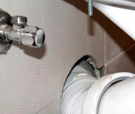 установка унитаза к канализации - модель 1