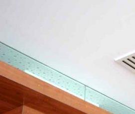 установка вентиляционной решетки в дверь - модель 1