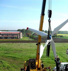 установка ветрогенератора в частном доме - модель 2