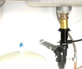 установка водонагревателя под раковину - модель 4