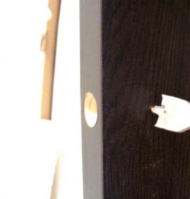 установка замка ручки - вариант 2