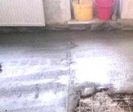 устройство стяжки пола - вариант 1