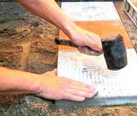 устройство укладки тротуарной плитки - вариант 2