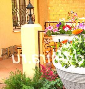 Вазон каскад для цветов - вариант 4