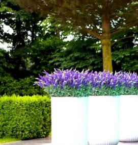 Вазоны белые высокие - тип 3